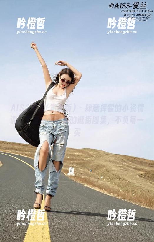 AISS爱丝(黄金版) - 肆意挥霍的小资情调：萱萱给你带来的逛街图集，不负每一买