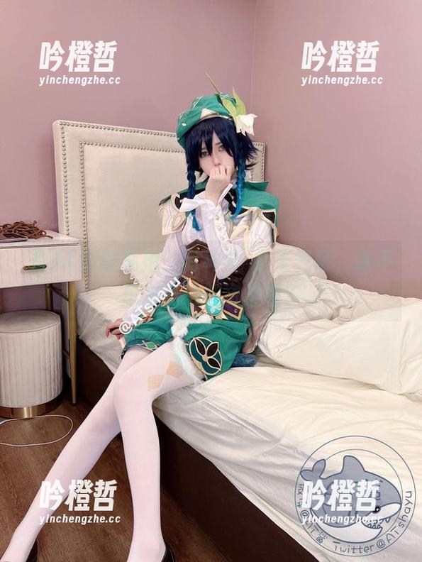 看AT鲨的私拍，有种真·女王气场，谁不想来点这些资源呢？