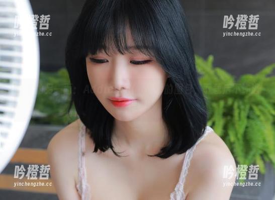 教室的另一面：Addielyn(에디린)的图包，下载后不许逃课啊