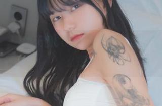 Hizzy(히지)的天使COS：没想到，这个角色也能这么撩！