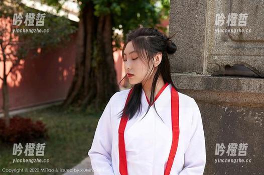 MiiTao蜜桃社 - 佩琦Pinky写真集：内衣大暴走，小心得到你意想不到的灵感！