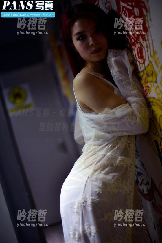PANS写真-卓琳 PANS写真 - 卓琳里有个“女友”,原图里的那种自然美,不腻!