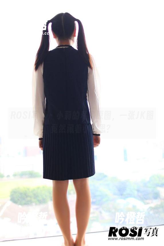 ROSI写真 - 小莉的私房原图，一张JK图竟然藏着小心思？