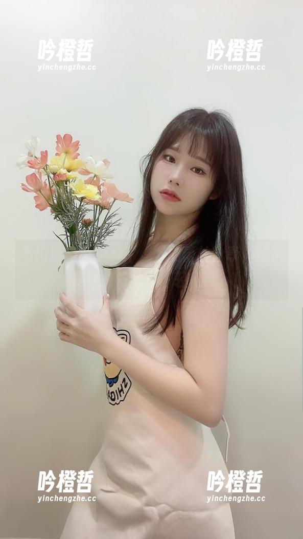 不用遮掩，Sira(시라)的蕾丝分享，快来感受这些好看的“轻松装”！