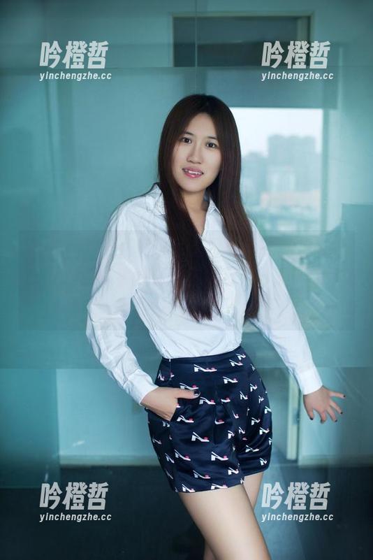 TuiGirl-王李丹尼 TuiGirl - 王李丹尼这图包里的私拍长腿,真没想到会变成一种新荣光!起码我看得是越来越沉迷。