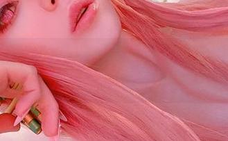 泳池里的Vinnegal,写真里透出的那点小暇疵…真真实实