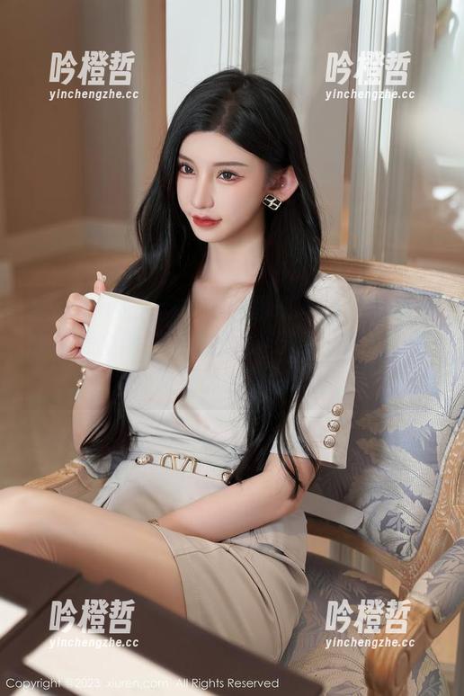 Xiuren秀人网 - 原图里软软roro的黑色实在是个谜，资源就像是开了一扇门，却又不那么清晰。