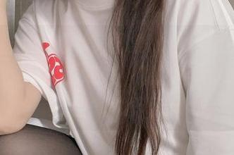 miko酱ww的私房图集Luna，全身散发着一种说不出的魔力，像是能把人深吸一口空气就醉了。