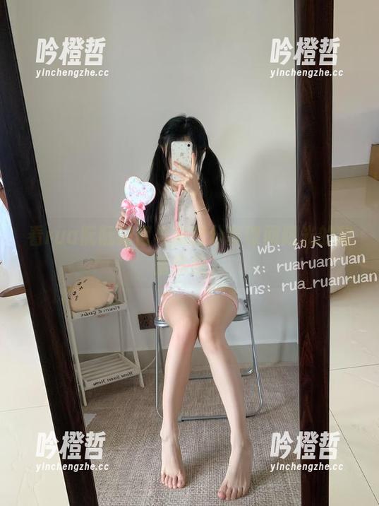 看rua阮阮如何与美图分享课间阳光的甜蜜烦恼。
