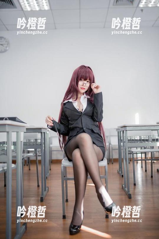 yoko夏宅 《金莲》,yoko夏宅的新作品又要拷问我的审美了吗?