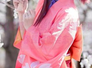 别小看OL制服，九柒喵的高清写真总有让你捧腹的姿态