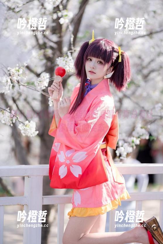 别小看OL制服，九柒喵的高清写真总有让你捧腹的姿态