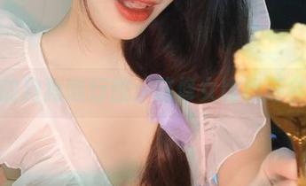 九言的狗狗随行图：这修女比我还会撒娇
