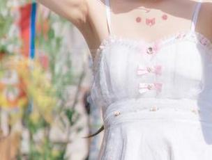 酒神的水手服：五更百鬼的定制写真，你肯定不会忽视它