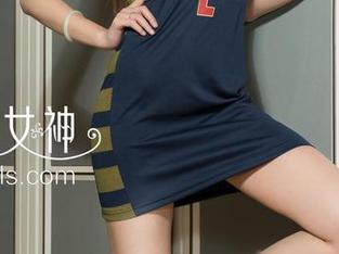 克拉女神 – 吕佳黑白图包来了，下载它的同时顺便问问自己：这适合我吗？