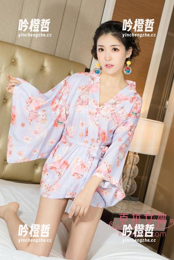 克拉女神 - 高清图集：当御姐遭遇宋智珍，画风突变，启蒙你的二次元养眼指南！