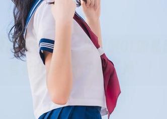 兔玩映画为你呈现一组制服OL的私房图，看看谁是你心中的‘她’！