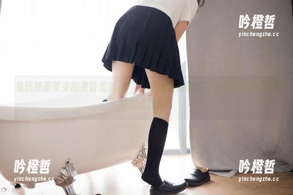 兔玩映画 兔玩映画带来的黄昏里的JK,分享快乐的同时,顺便给你的朋友圈加点颜值!