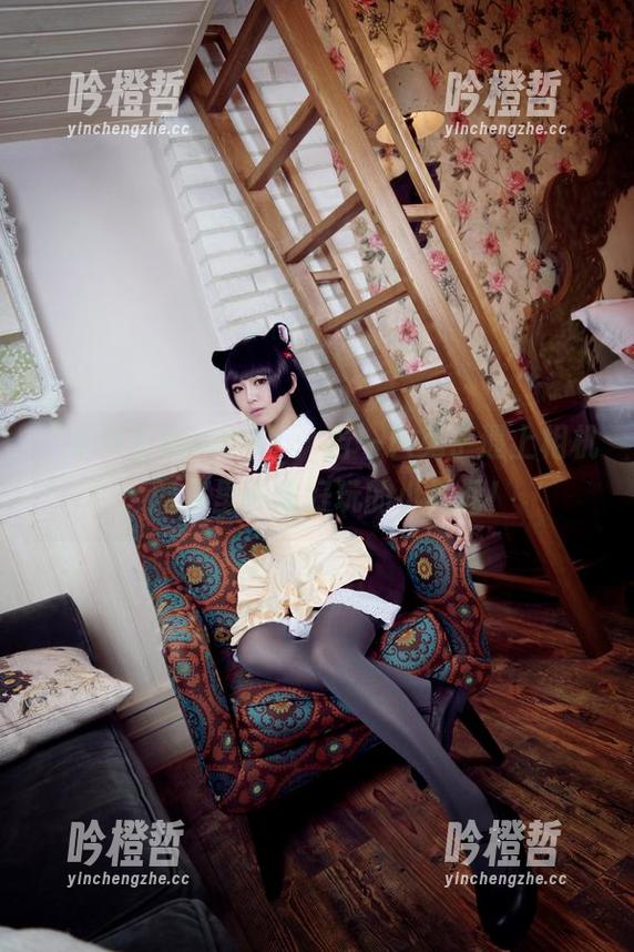 半半子 “半半子Bunny”:当一只兔子遇上相机,图集里一堆好玩的小瞬间!