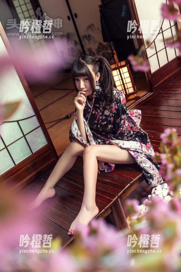 头条女神-爱丽莎lisa 头条女神 - 原图别提多好,爱丽莎lisa的白衬衫,搭配起来让我都想试试。