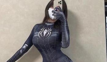 微密圈 – 奶宝妹纸的职业装美图，我只想说，这到底是上班还是时装秀呢？好像分不清了。