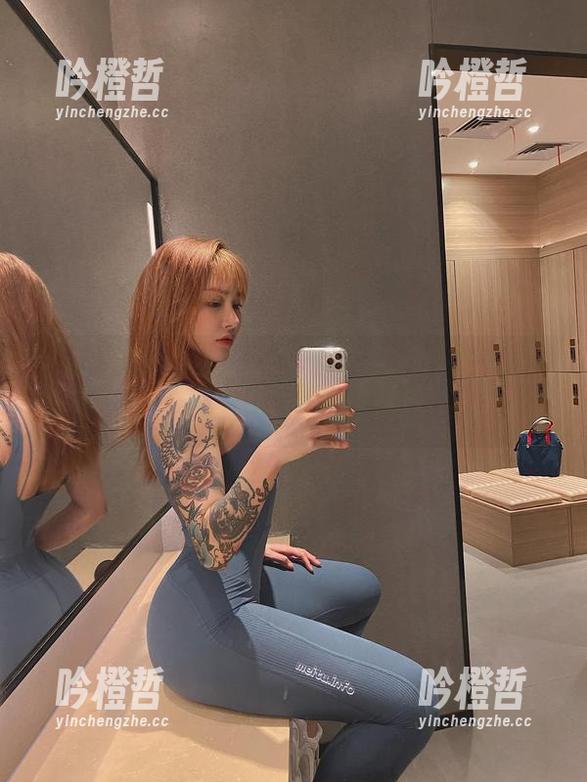 宋昱欣 微密圈 - 观看宋昱欣的泳衣,图包里好像藏了点小心思?