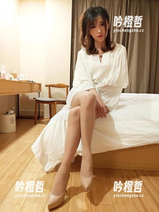 小女巫露娜 攻略来了!小女巫露娜和她那不可思议的豹纹图库分享!