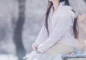 小鹿鹿shika最新图包，温柔到让我直接拿起笔画画，虽然我画得有点歪…