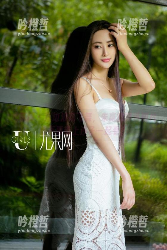 尤果网 - 海边浪花飞舞，朱赢的精选图片要不要带上沙子一起看？