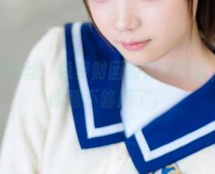 体操服黑丝：森萝财团的完美写照，我的眼睛不够用了。