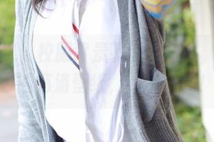 模范学院 – 校服背景下的董林越，必须保存的高清壁纸，给我一秒！