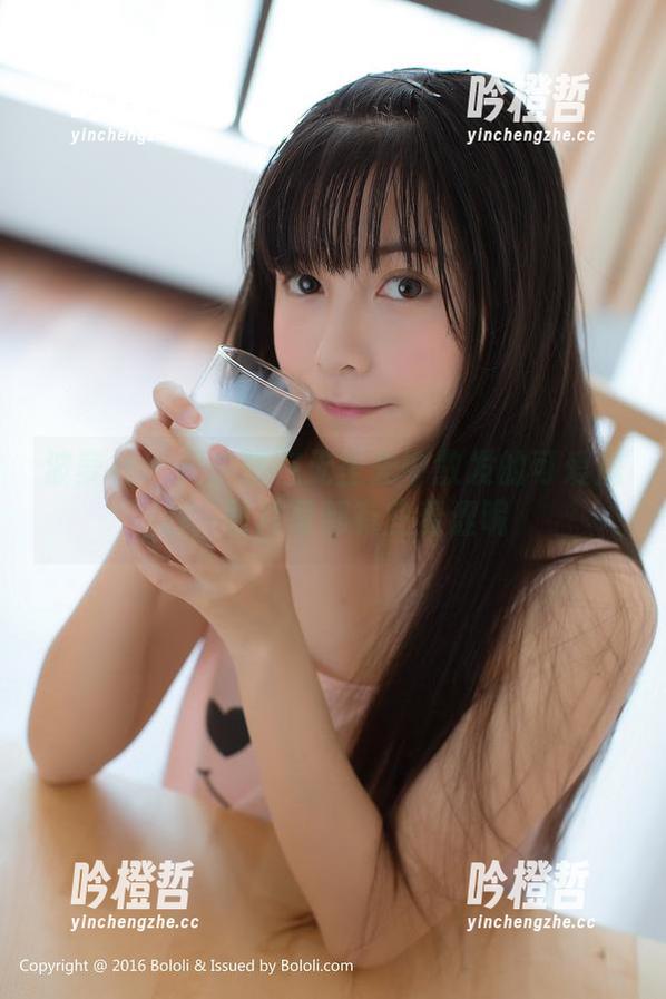 波萝社-夏美酱 波萝社 - 夏美酱在无圣光中散发的可爱魔力,图片里都有些羞涩呢