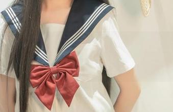 临江仙？不如来看看爆机少女喵小吉的美图，下载一个给自己惊喜吧。