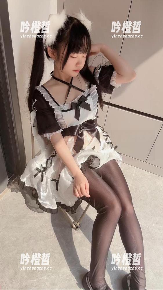 当神沢永莉选择黑丝，《作品》去挑逗你的想象力