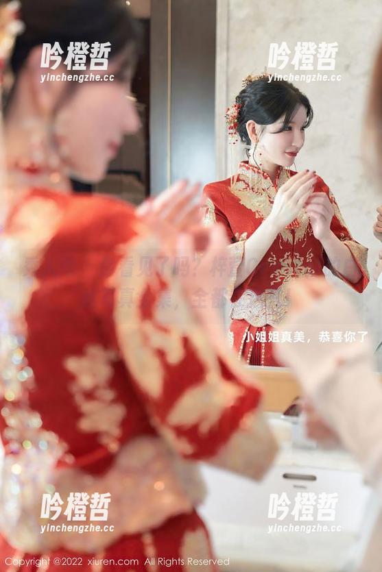 秀人网 - 你看见了吗？梓萱Crystal的白丝写真全集，全都在这里！