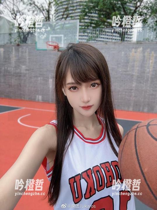 突然有点想让网盘里填满‘腐团儿IkarosJK’的精彩，作品真让人不忍直视哦