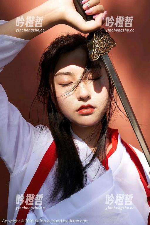 蜜桃社 - 翻开伊琳的在线图集，死库水，是追逐还是沉沉的梦？