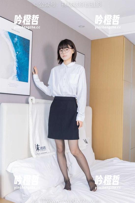 袜啵啵 - 不一样的棉袜定制——熊熊的“踩脏”ৰ写真真带感！