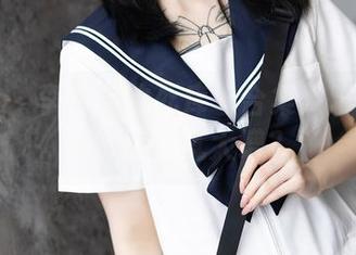 语画界 – 李丽莎的死库水合集：难道真的有“库”气大增？