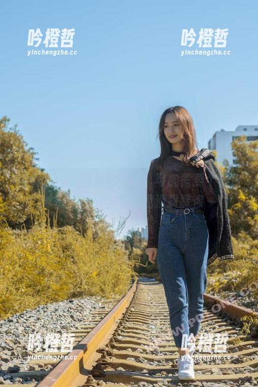 轰趴猫 - 曲曲黑丝合集，可能需要个钱包才能支撑的，别怪我没提醒你～