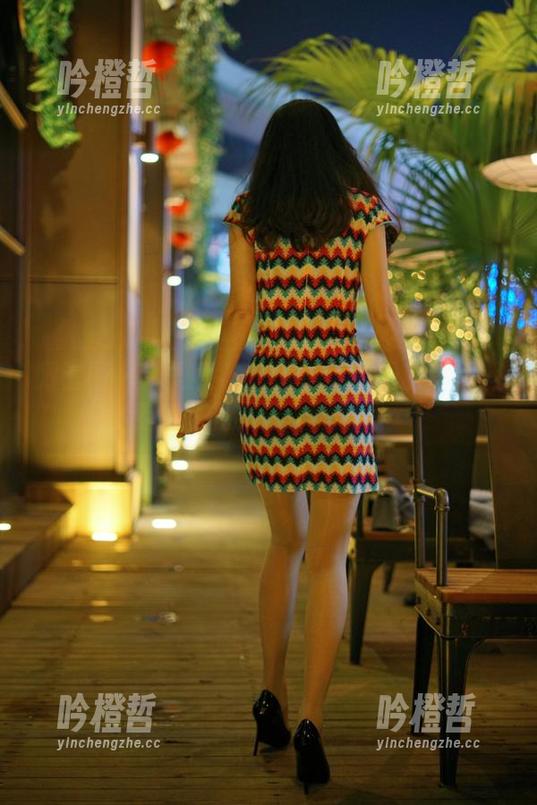 辣妈女神 微密圈 - 辣妈女神的旅拍:原图就像我假装在度假那样,嘿嘿嘿…