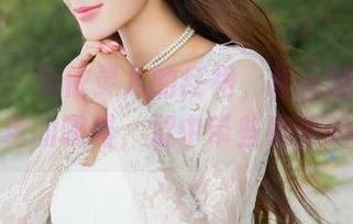 青豆客 – 娜依灵儿的红裙，作品就像一杯未加糖的咖啡，涩中带些意外的甘甜