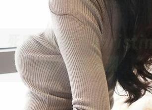 青豆客 – 死库水的黄可christine：无圣光的泳池深渊