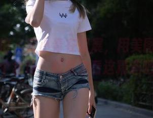 魔镜街拍 – 艾小青在漫展，用美图撩动了整个会场，赶紧来看这精选吧！