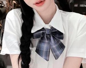 微密圈 – 黎允熙baby的花嫁最新图包，谁说穿白裙子就一定乖乖的？
